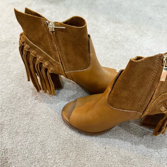 Mark Fisher Women's Tan Fring Peep-Toe Ankle Boots, size 7M - Picture 5 of 8